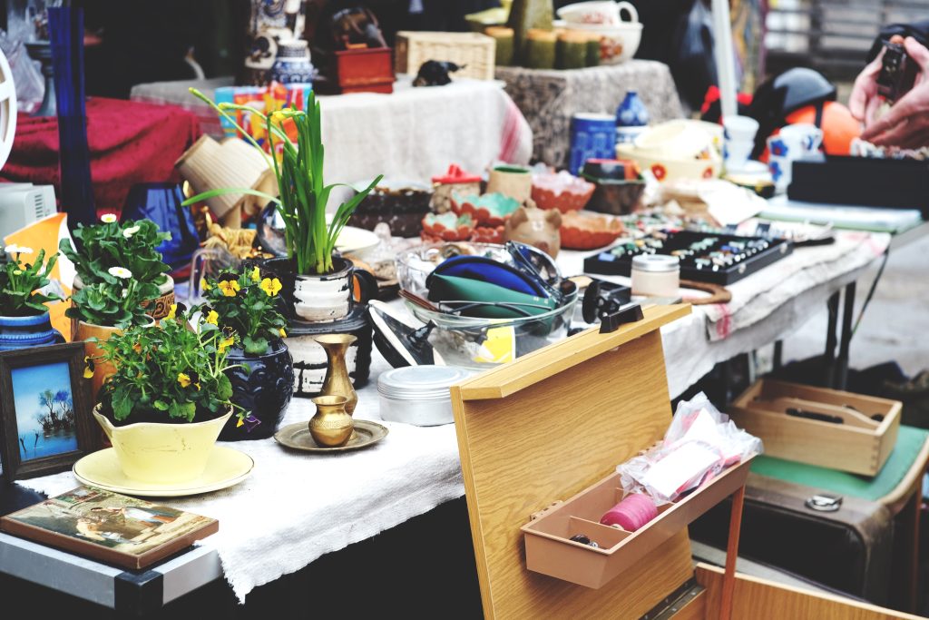 Vide grenier 64