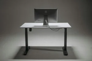 Desktronic : la marque de bureaux assis-debout qui monte en puissance